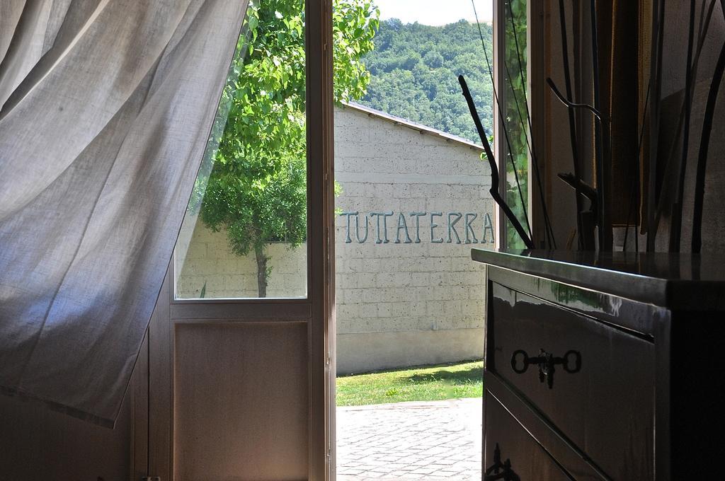 Pensjonat Tuttaterra Serra San Quirico Pokój zdjęcie